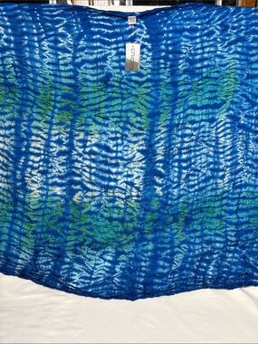 Chico's Blue and Green Crinkle Textured Wrap Scarf
